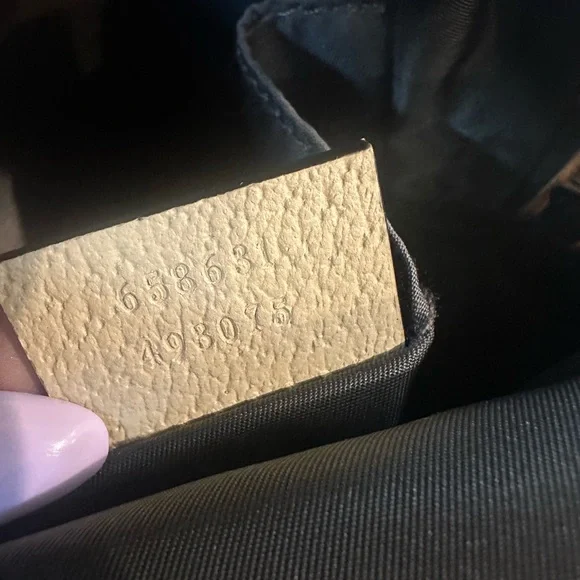 Authentic Gucci Off The Grid GG Nylon Backpack Bag in Grey and Cream - Picture 3 of 7